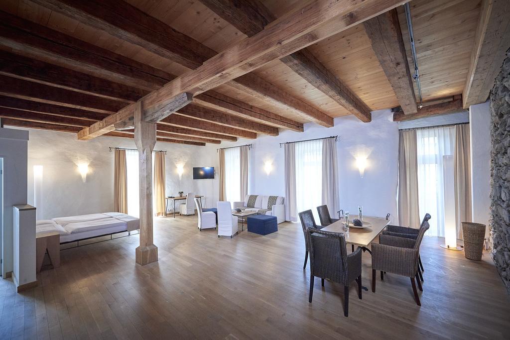 Hotel Restaurant Rathaus Тун Экстерьер фото